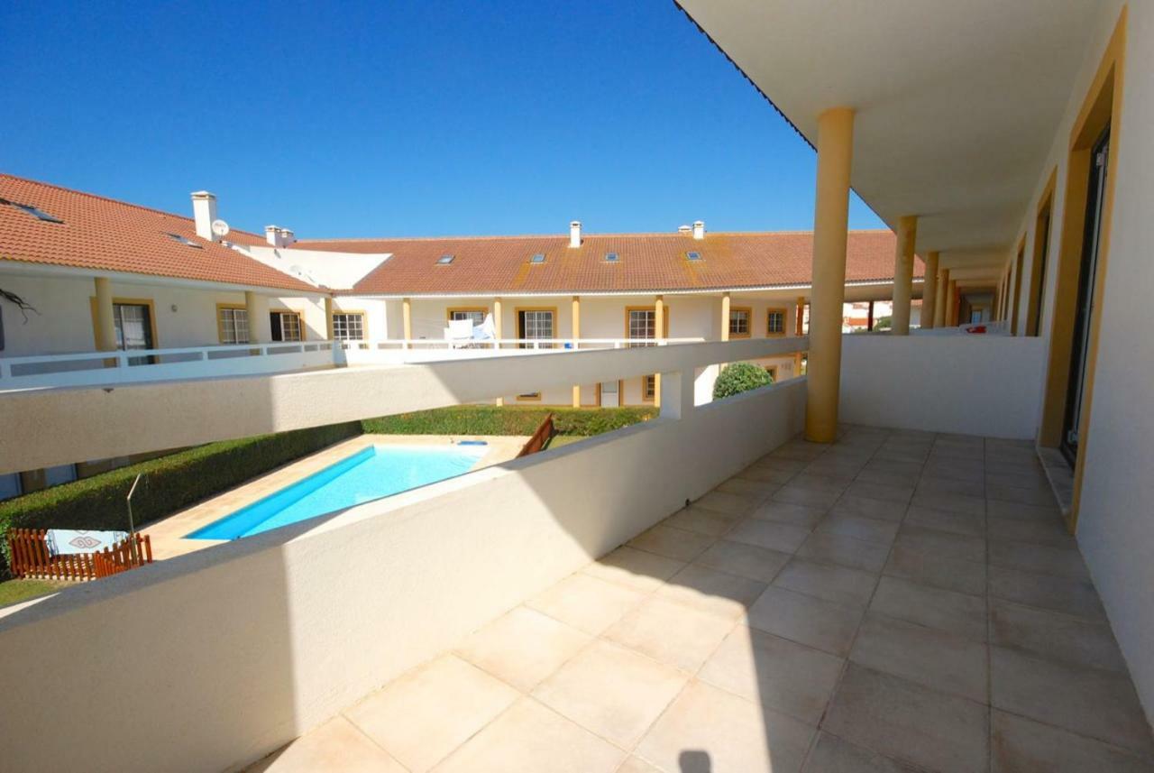 Casa Pedro - Baleal Beach, Balcony, Pool Exteriör bild