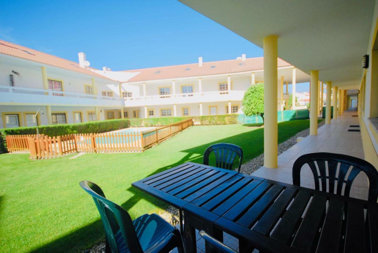 Casa Pedro - Baleal Beach, Balcony, Pool Exteriör bild